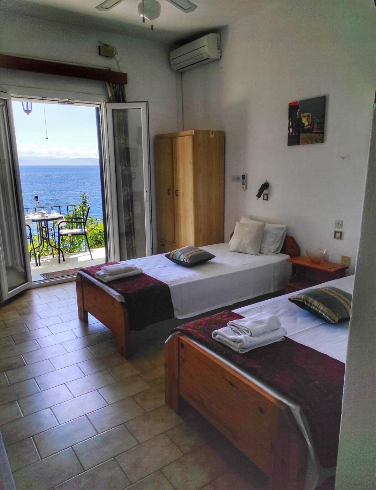 Villa Fourtuna Apartment Agios Ioannis Peristerion Exterior foto